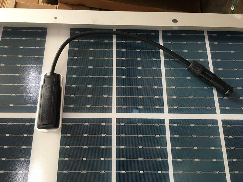 What is the Bifacial solar panel?(图1)